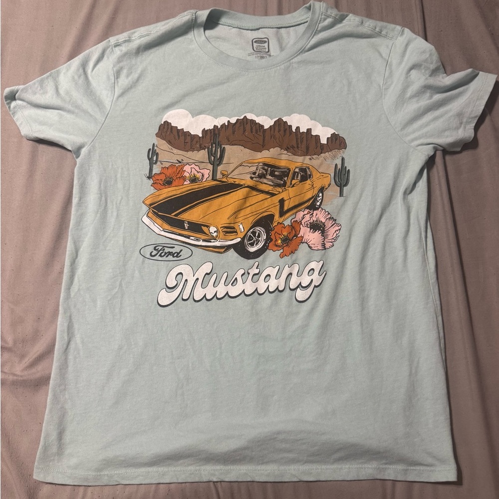 Mustang Graphic Tee - Light Blue